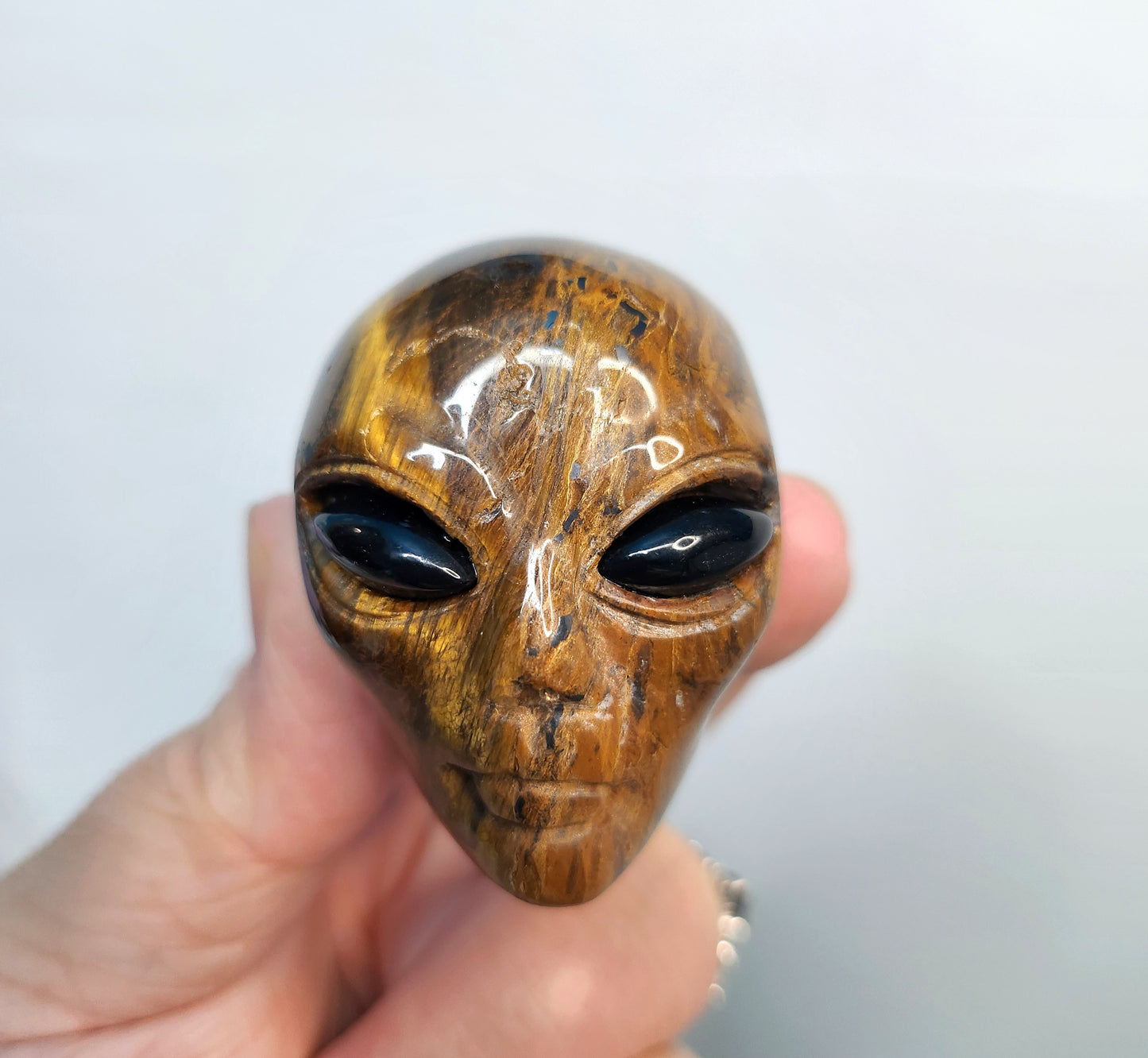 Crystal Alien Head Carvings
