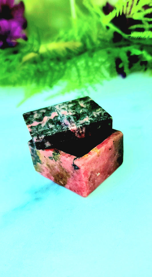 Rhodonite Crystal Box